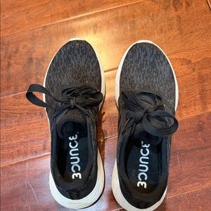 adidas Women's Black and White Bounce Sneakers